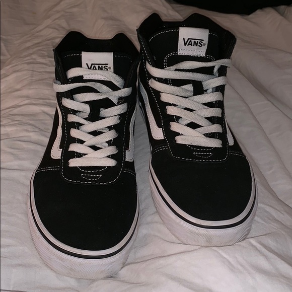 Shoes - Picture 2 of 2